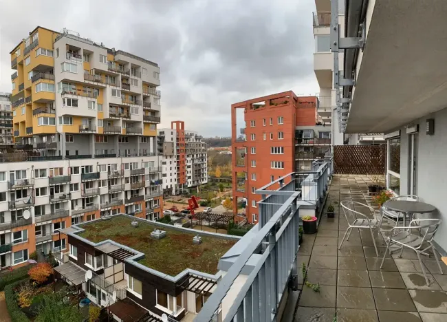 Pronájem bytu 2+kk, Praha - Vysočany, Pod Harfou, 56 m2