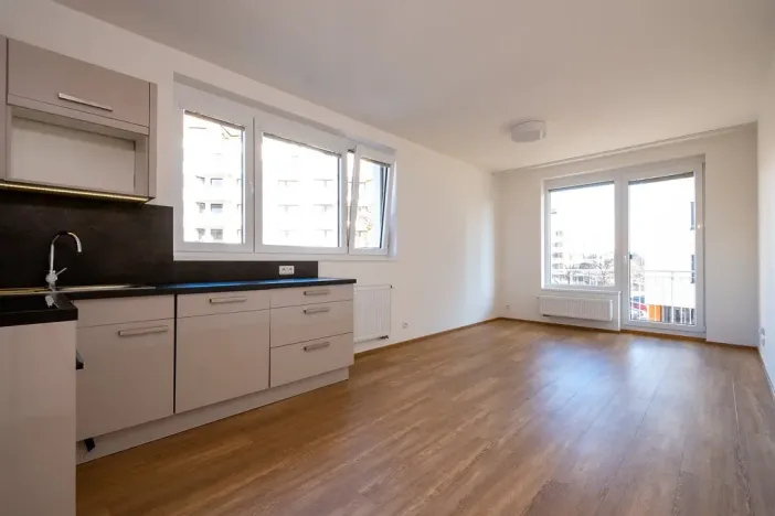 Pronájem bytu 2+kk, Praha - Střížkov, Makedonská, 55 m2