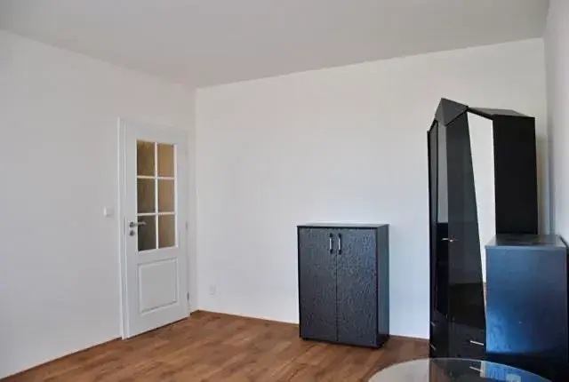 Pronájem bytu 1+kk, Slaný, Všehlušická, 27 m2