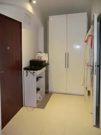Pronájem bytu 1+kk, Praha - Břevnov, Šlikova, 23 m2