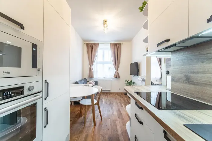 Pronájem bytu 2+kk, Praha - Dejvice, Studentská, 25 m2