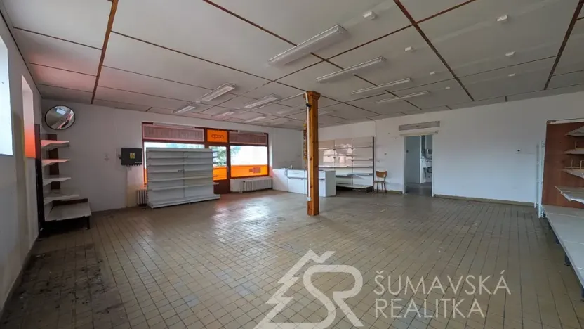 Prodej obchodního prostoru, Žihobce, 330 m2