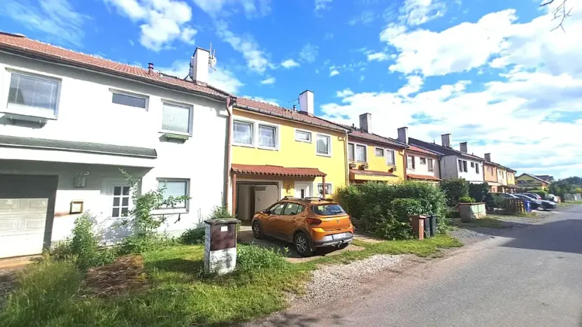 Prodej rodinného domu, Tišice, Hasičská, 150 m2