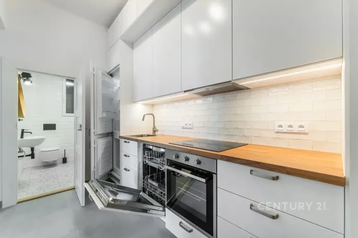 Pronájem bytu 2+1, Praha - Nusle, Čestmírova, 52 m2