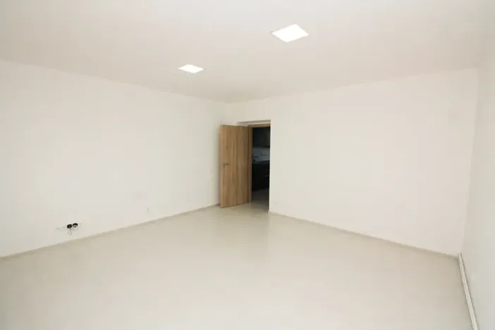 Pronájem bytu 3+1, Tišnov, nám. 28. října, 90 m2