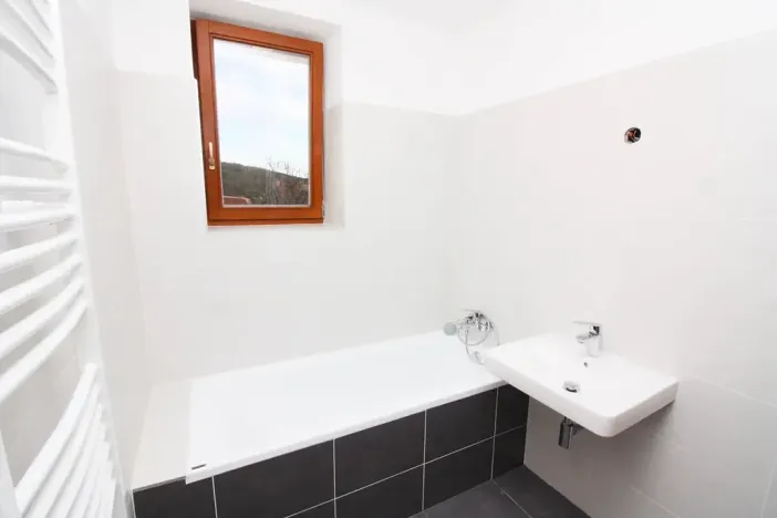 Pronájem bytu 3+1, Tišnov, nám. 28. října, 90 m2