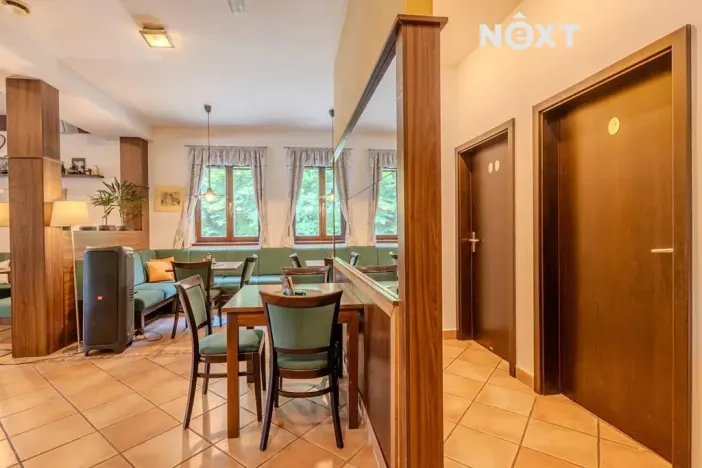 Prodej apartmánu, Račice-Pístovice, 304 m2