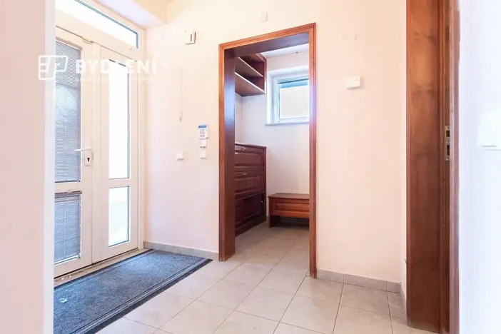Prodej rodinného domu, Zahořany, 250 m2