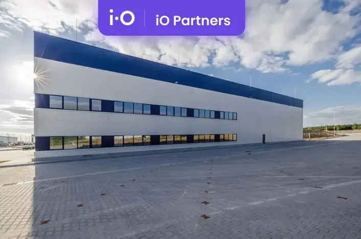 Pronájem skladu, Kostelec, 11700 m2