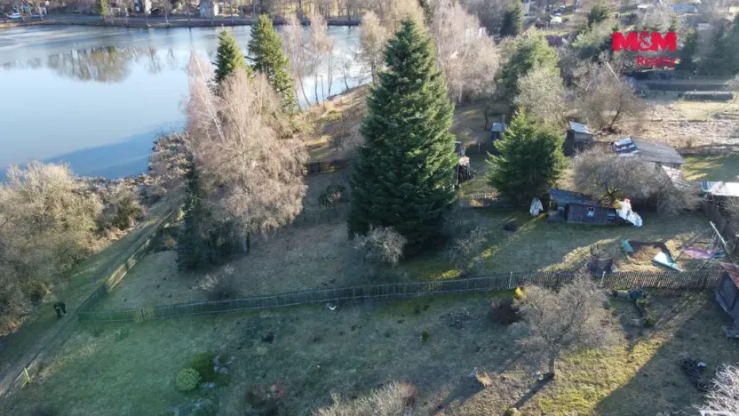 Prodej zahrady, Bochov, 908 m2