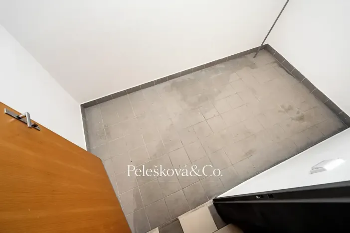 Prodej bytu 2+kk, Praha - Holešovice, Na Maninách, 52 m2