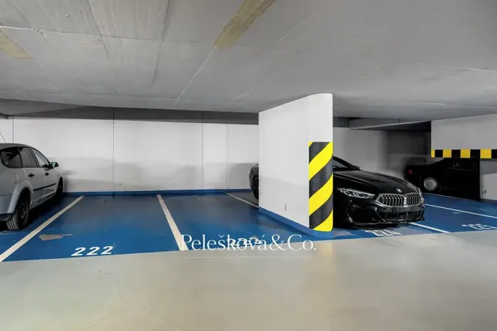 Prodej bytu 2+kk, Praha - Holešovice, Na Maninách, 52 m2