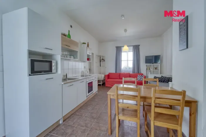 Prodej ubytování, Pňovany, 450 m2