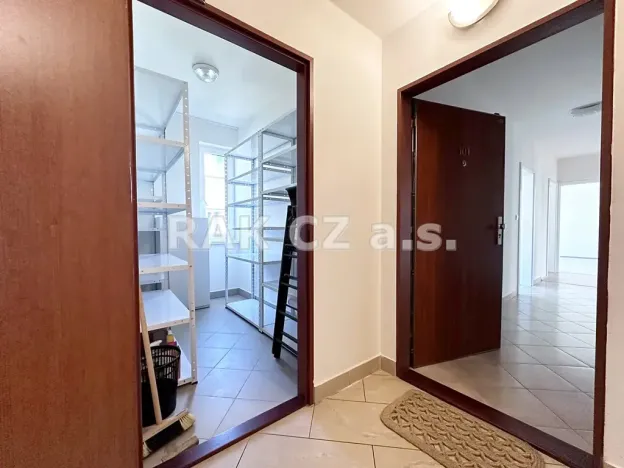 Pronájem bytu 3+kk, Praha - Prosek, Libočanská, 90 m2