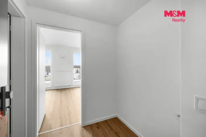 Prodej bytu 1+kk, Kladno - Dubí, Ke křížku, 25 m2