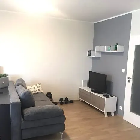 Pronájem bytu 1+kk, Praha - Jinonice, Pod stolovou horou, 42 m2