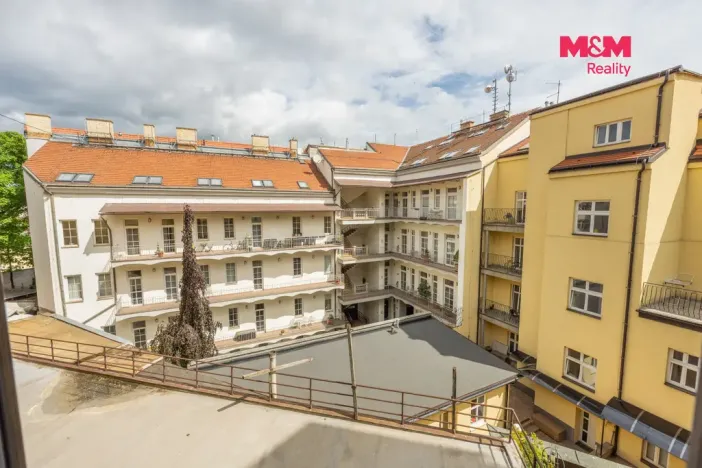 Prodej atypického bytu, Praha, Nuselská, 171 m2
