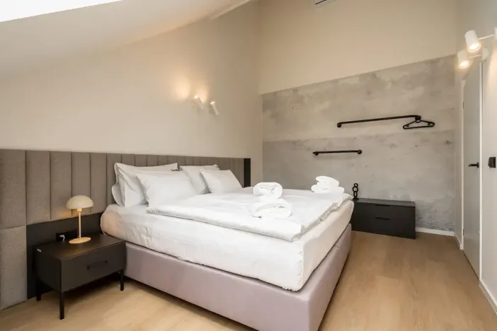 Prodej ubytování, Praha - Karlín, Prvního pluku, 62 m2