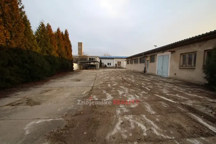 Pronájem skladu, Znojmo, 124 m2