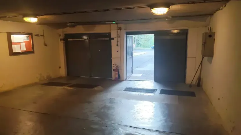 Prodej garážového stání, Zlín, Družstevní, 18 m2
