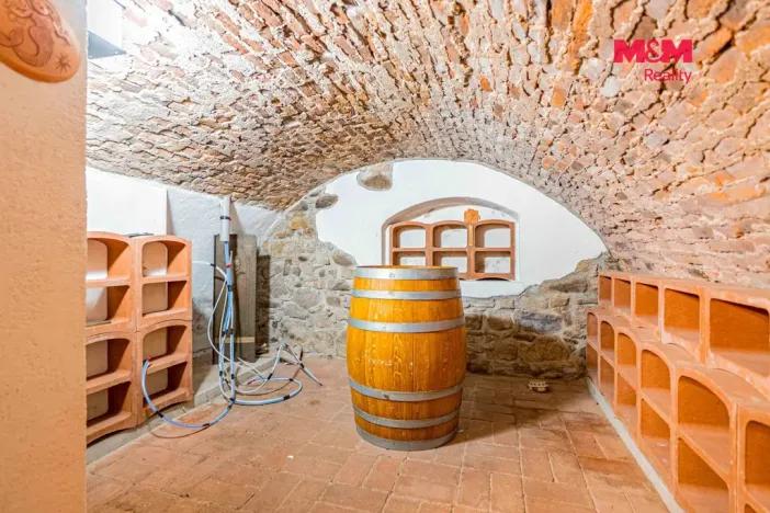 Prodej činžovního domu, Brušperk, náměstí J. A. Komenského, 350 m2