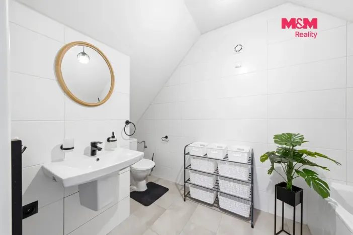 Prodej rodinného domu, Malíkov, 180 m2