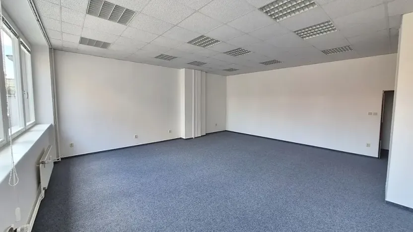 Pronájem kanceláře, Praha - Nové Město, Politických vězňů, 153 m2