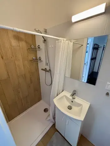 Pronájem bytu 2+1, Praha, U plynárny, 60 m2