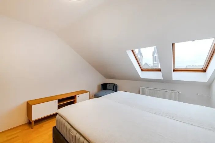Prodej bytu 3+kk, Praha - Karlín, Pernerova, 100 m2