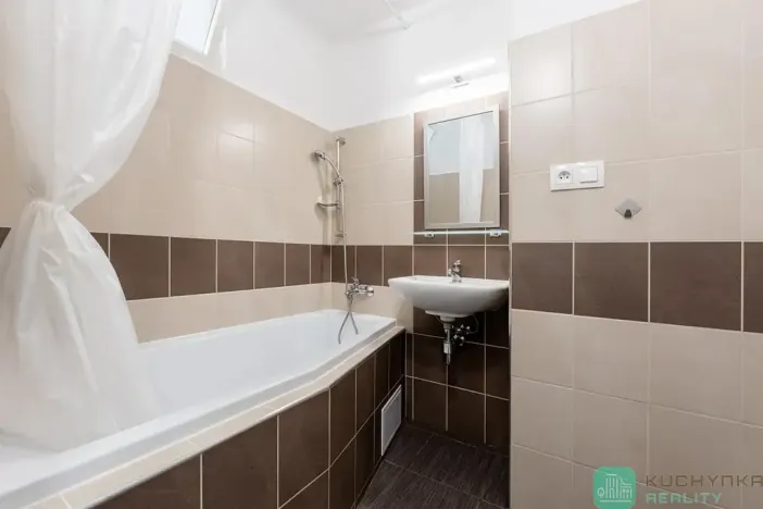 Pronájem bytu 3+1, Teplice, Lužická, 72 m2