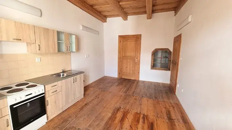 Pronájem bytu 2+kk, Jihlava, Husova, 60 m2