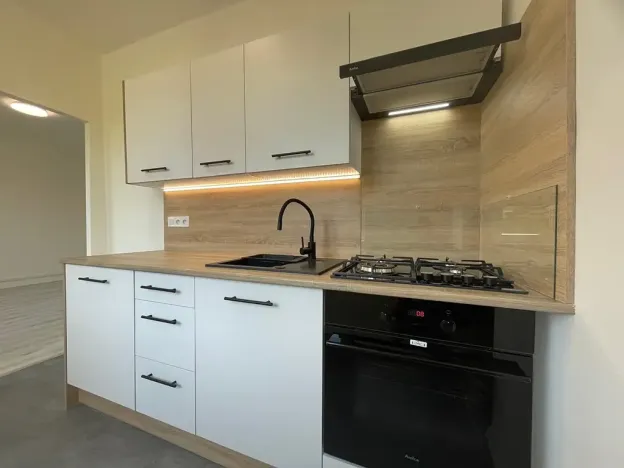 Pronájem bytu 2+1, Třinec, Dukelská, 56 m2