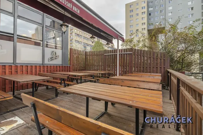Prodej restaurace, Praha - Troja, Olštýnská, 378 m2