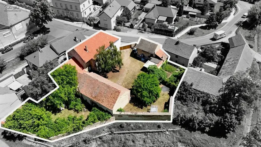 Prodej komerční nemovitosti, Račiněves, 435 m2