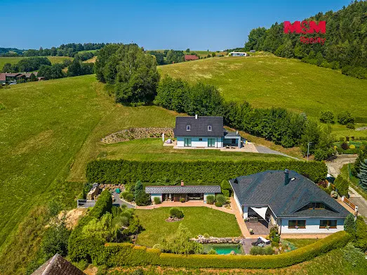 Prodej rodinného domu, Chuchelna, 290 m2