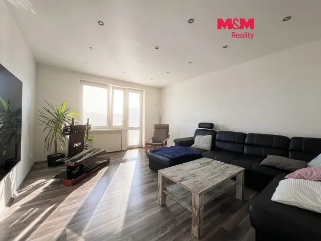 Prodej bytu 3+1, Šternberk, Uničovská, 66 m2