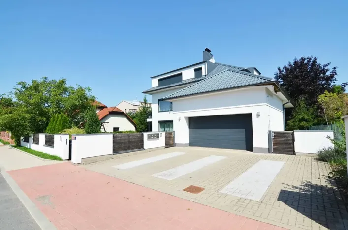 Prodej bytu 4+1, Rudná, Příčná, 116 m2