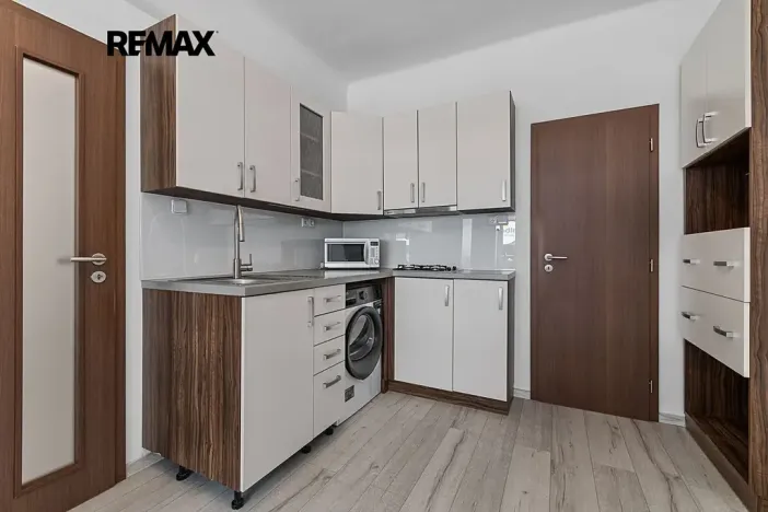 Pronájem bytu 2+kk, Plzeň, Koterovská, 36 m2