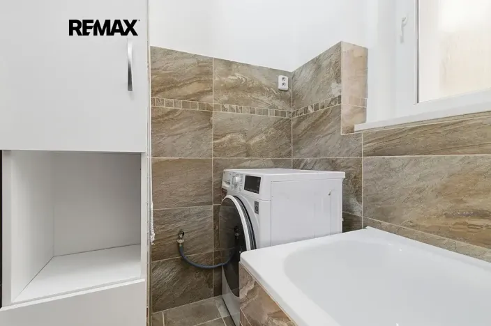 Pronájem bytu 2+kk, Plzeň, Koterovská, 36 m2
