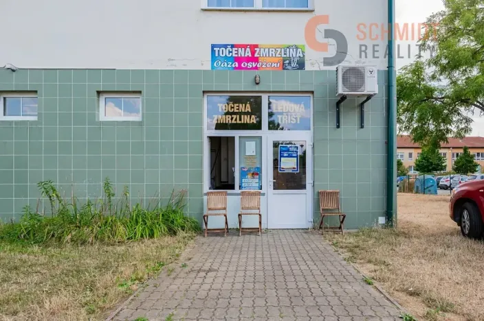 Pronájem obchodního prostoru, Břeclav, Na Valtické, 77 m2