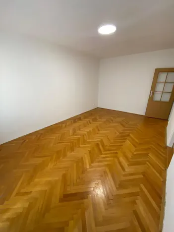 Pronájem bytu 3+1, Zlín, M. Knesla, 70 m2