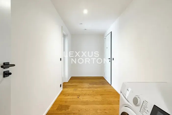 Pronájem bytu 2+kk, Praha - Smíchov, Grafická, 56 m2