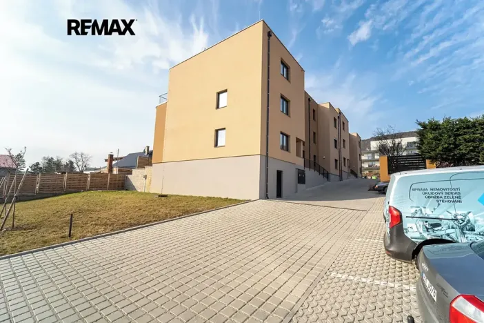 Pronájem bytu 1+kk, Beroun, Vinařská, 33 m2