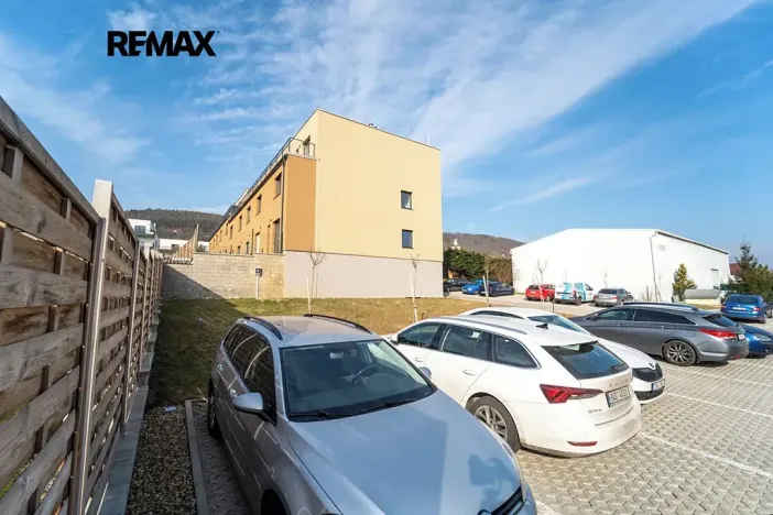 Pronájem bytu 1+kk, Beroun, Vinařská, 33 m2