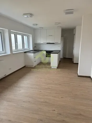 Pronájem bytu 2+kk, Rokycany, Zeyerova, 53 m2