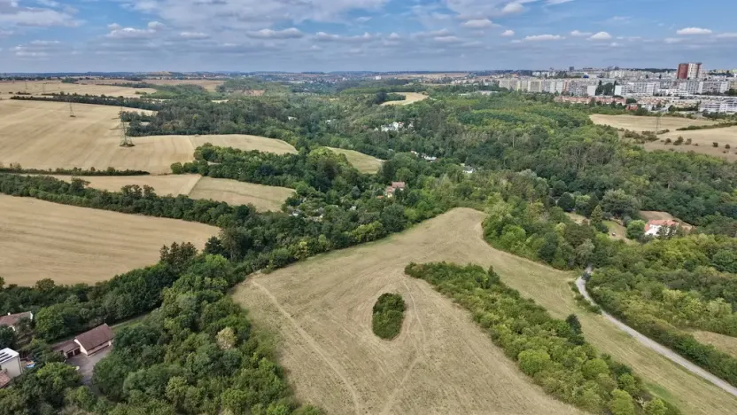 Prodej bytu 5+kk, Praha - Holyně, náměstí Pod lípou, 152 m2