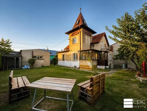 Prodej rodinného domu, Libiš, Husova, 154 m2