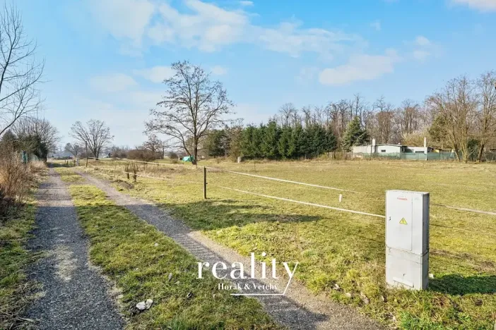 Prodej pozemku, Znojmo, 2057 m2