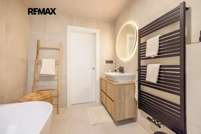 Prodej bytu 4+kk, Praha - Suchdol, Pod rybníčkem, 120 m2