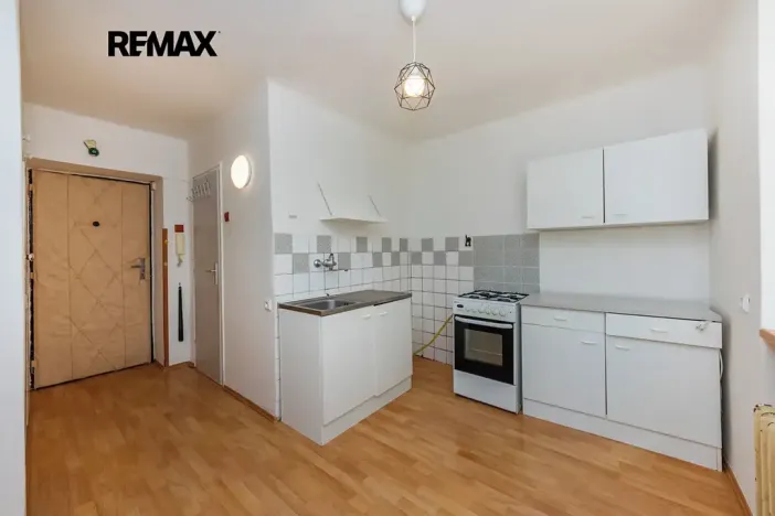 Prodej bytu 1+1, Praha - Krč, Stallichova, 29 m2